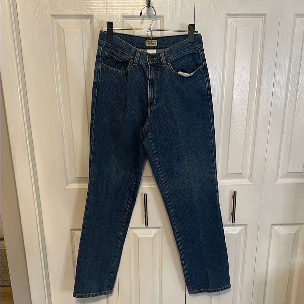 L.L.Bean Women’s Classic Straight Leg Jeans – Size 6 Regular | 100% Cotton